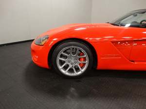 Red 2004 Dodge Viper