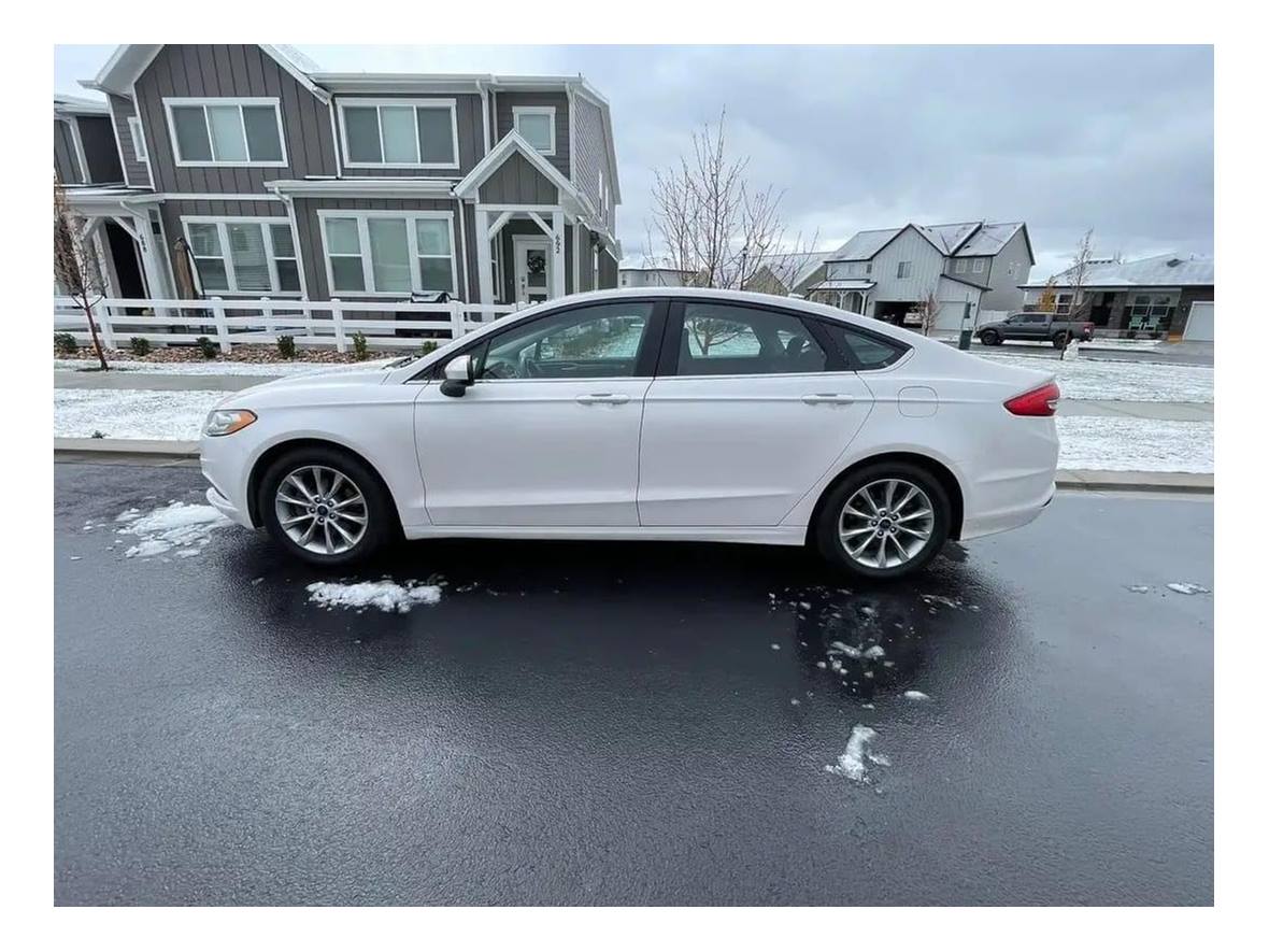 2017 Ford Fusion for sale by owner in Spanish Fork