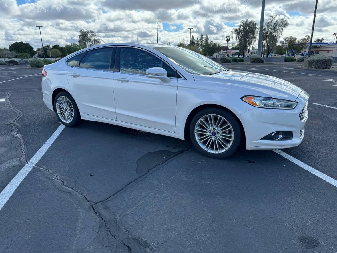 2015 Ford Fusion SE for sale by owner in Austin