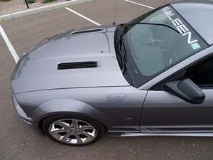 Gray 2006 Ford Mustang
