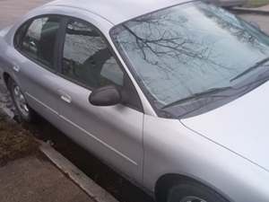 Silver 2005 Ford Taurus