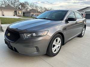 Gray 2015 Ford Taurus