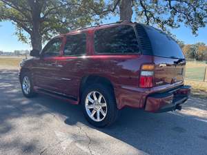 Red 2003 GMC Yukon