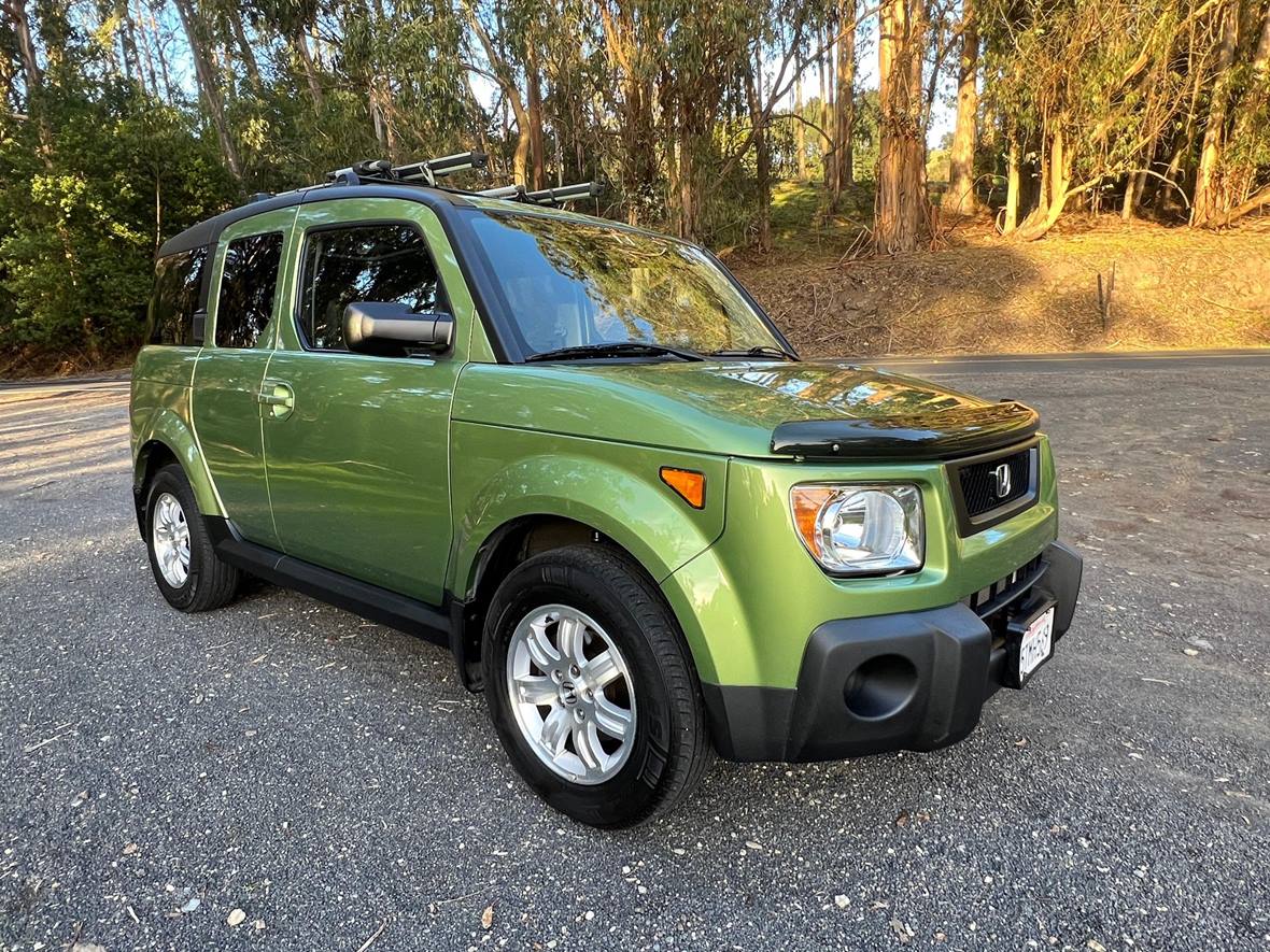 2006 Honda Element for sale by owner in Elk Grove