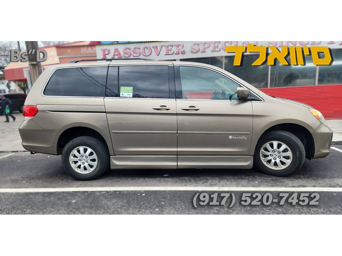 2010 Honda Odyssey for sale by owner in Brooklyn