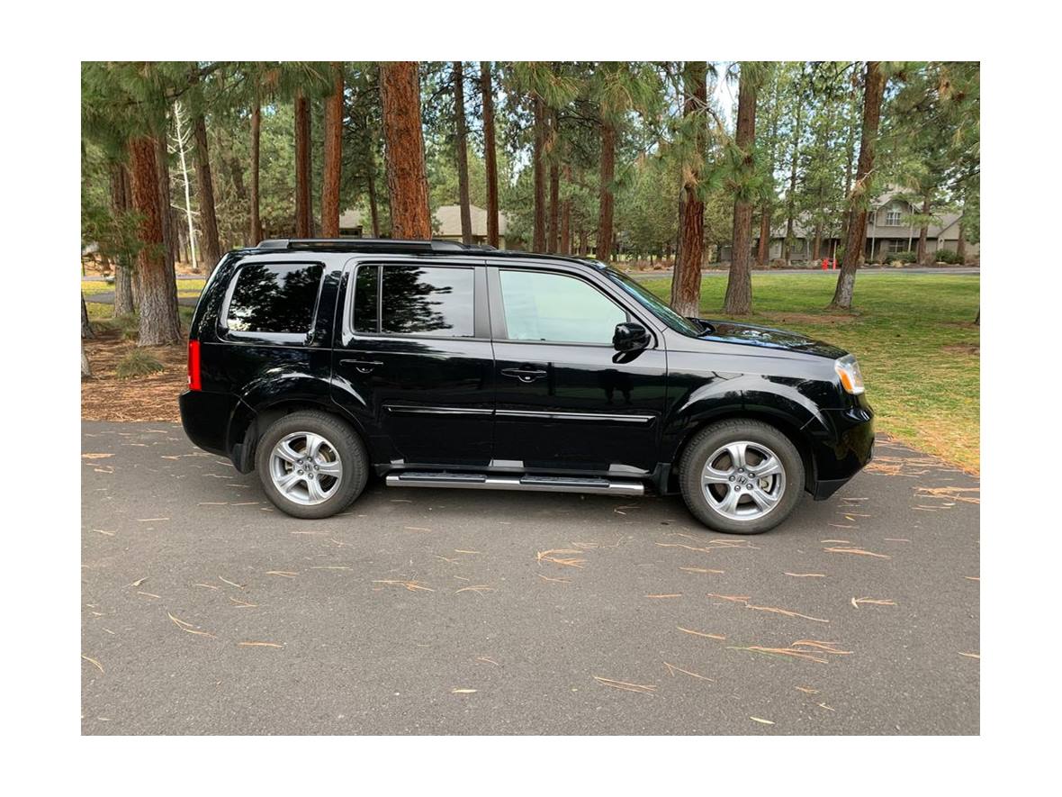 2012 Honda Pilot for sale by owner in Grants Pass