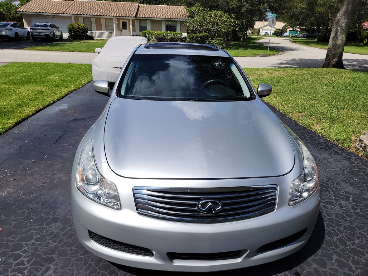 2009 Infiniti G37 Sedan for sale by owner in Pompano Beach
