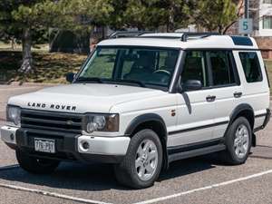 White 2004 Land Rover Discovery