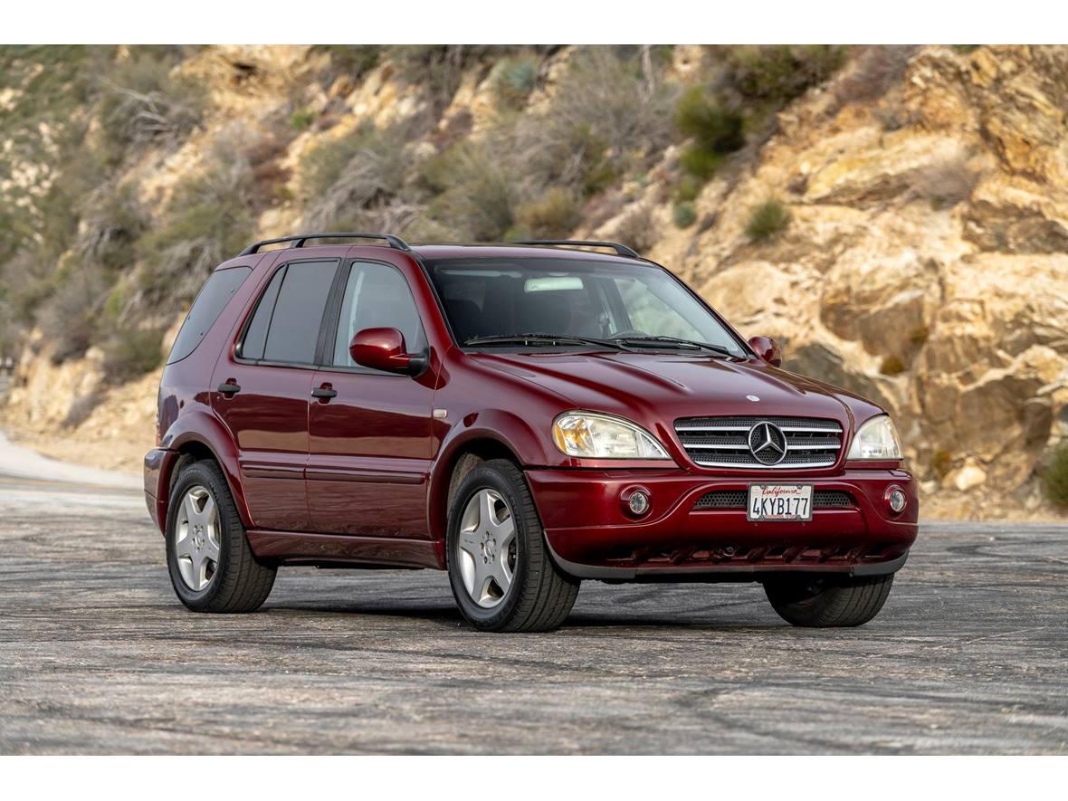 2000 Mercedes-Benz ML55 AMG for sale by owner in Palmdale
