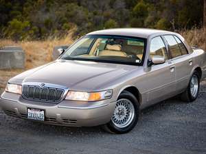 Gold 1998 Mercury Grand Marquis