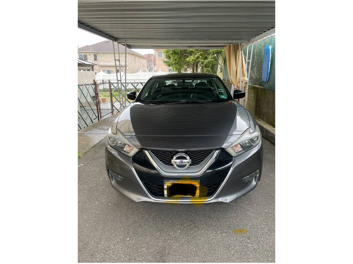 2016 Nissan Maxima for sale by owner in Lyndhurst