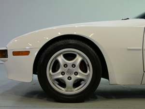 White 1988 Porsche 944
