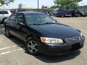 Black 2000 Toyota Camry LE