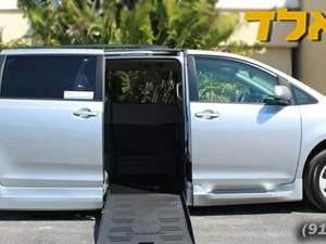 Toyota Sienna for sale by owner in Brooklyn NY
