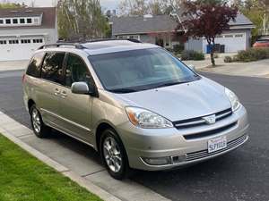 Toyota SIENNA XLE for sale by owner in Oakland CA