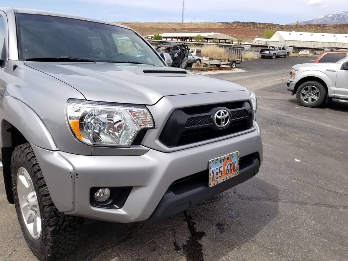 2014 Toyota Tacoma for sale by owner in Hurricane