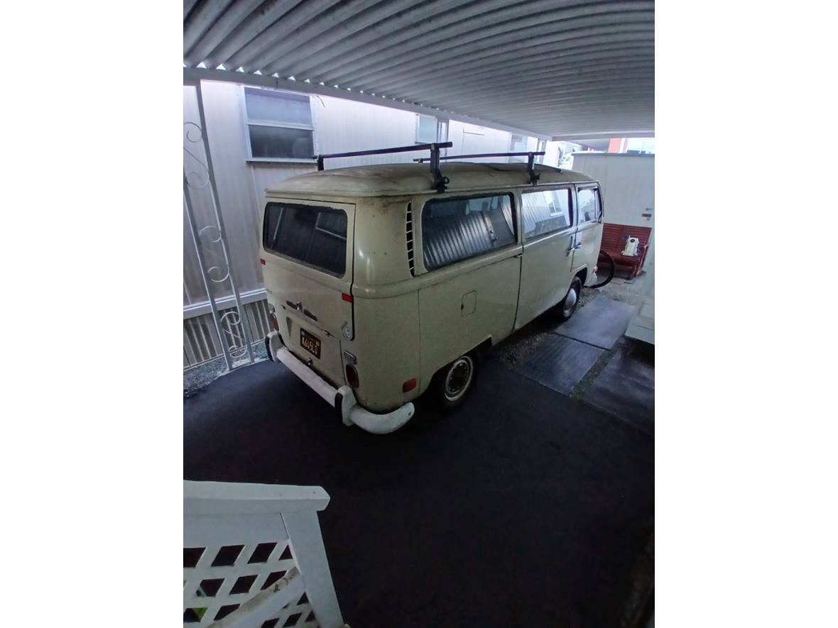 1970 Volkswagen Eurovan for sale by owner in Fresno