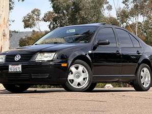 2001 Volkswagen Jetta with Black Exterior