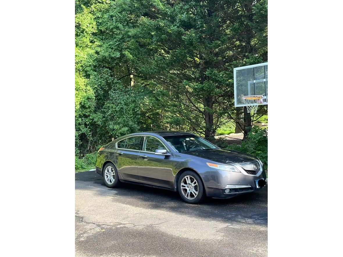 2009 Acura TL for sale by owner in Stamford