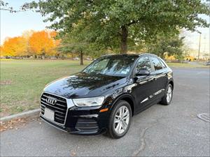 Black 2017 Audi Q3