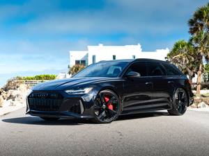 Black 2021 Audi RS 6