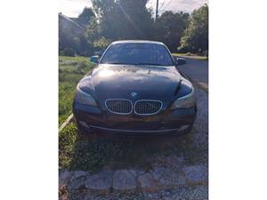 Black 2010 BMW 528ixdrive