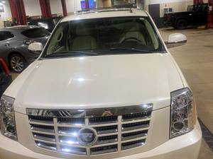 White 2007 Cadillac Escalade 