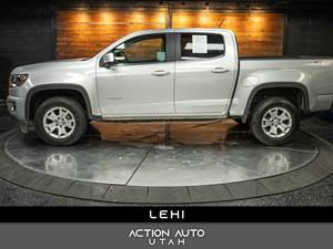 2017 Chevrolet Colorado with Silver Exterior