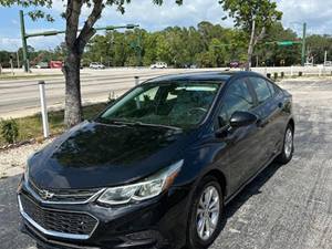 Black 2019 Chevrolet Cruze