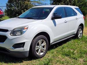 White 2017 Chevrolet Equinox