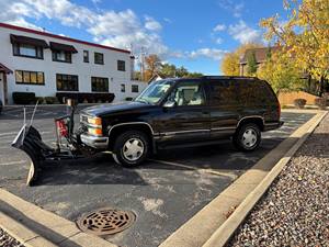 1997 Chevrolet Tahoe with Black Exterior