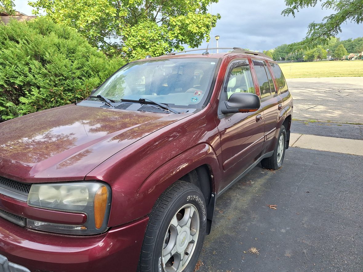 2005 Chevrolet Trailblazer for sale by owner in Round Lake