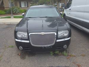 2006 Chrysler 300C with Black Exterior