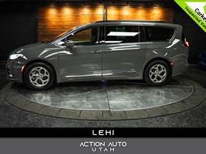 Gray 2022 Chrysler Pacifica