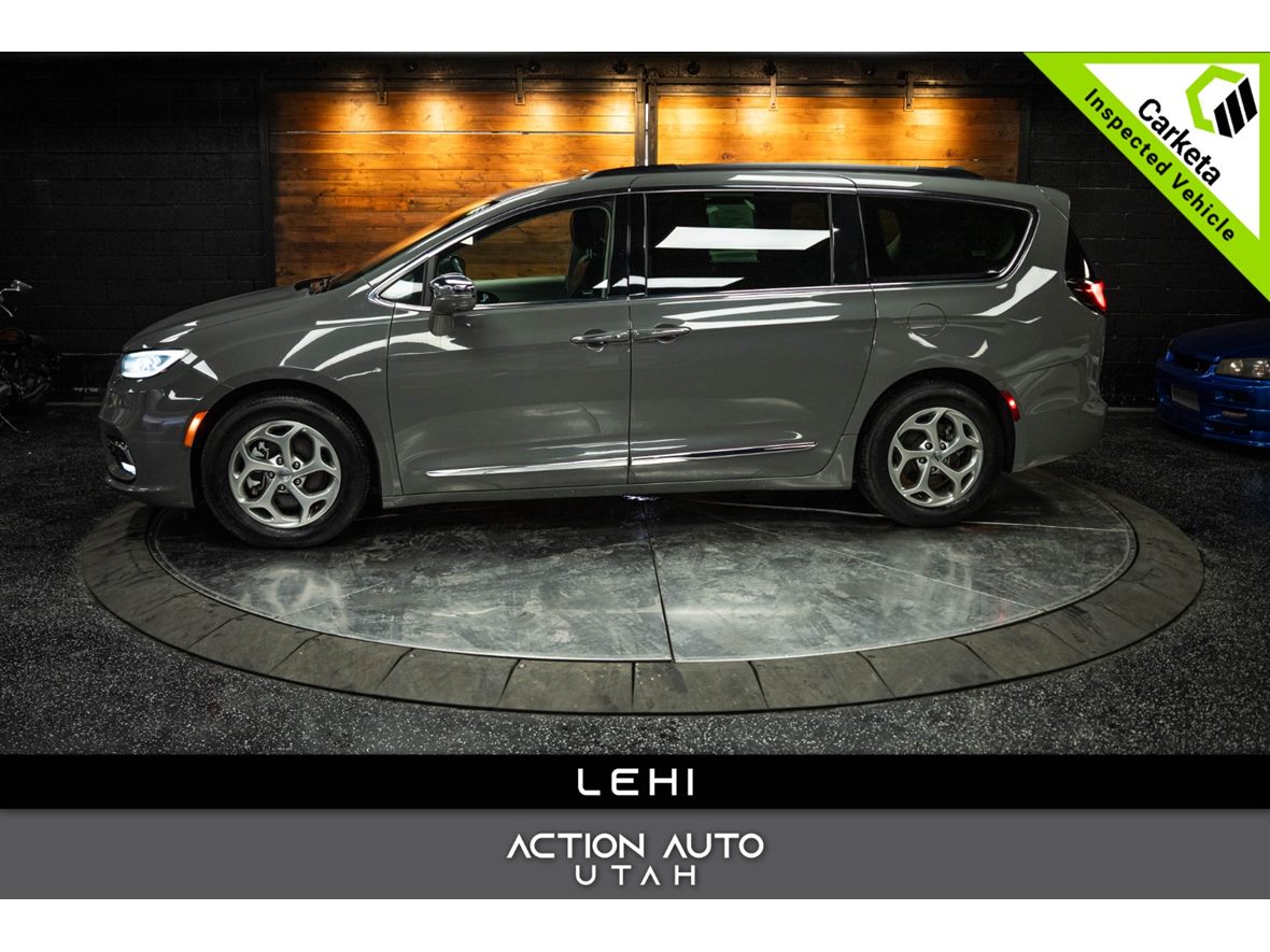 2022 Chrysler Pacifica for sale by owner in Lehi