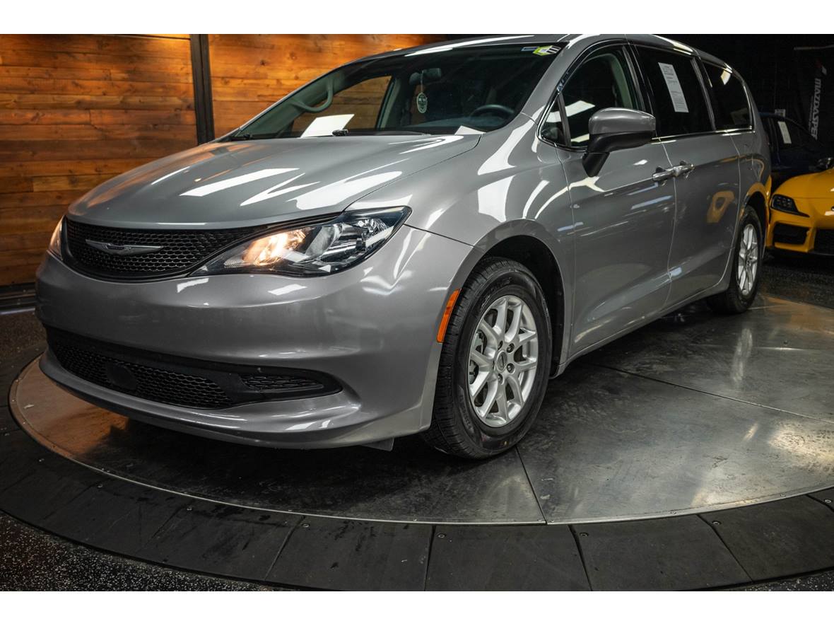 2021 Chrysler Voyager for sale by owner in Lehi
