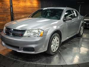 Gray 2014 Dodge Avenger
