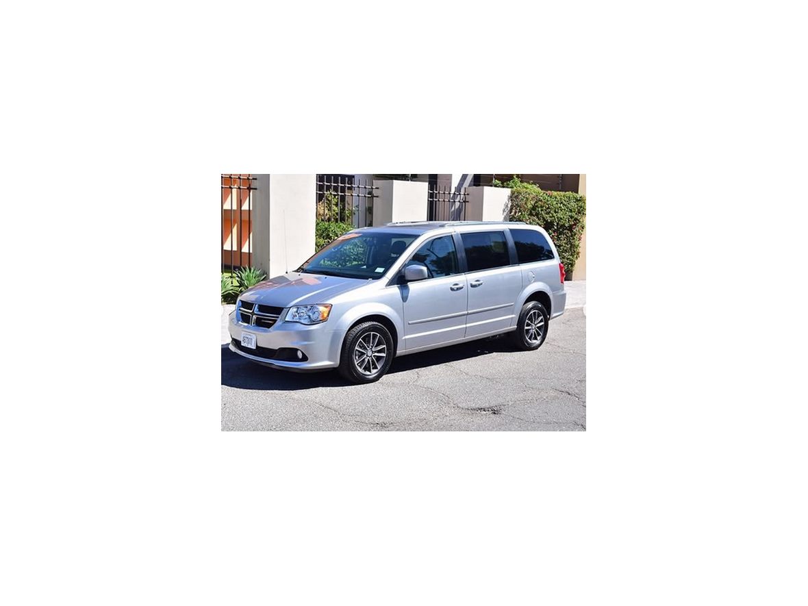 2019 Dodge Caravan for sale by owner in Seattle