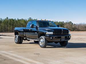 2002 Dodge Ram 3500 with Black Exterior