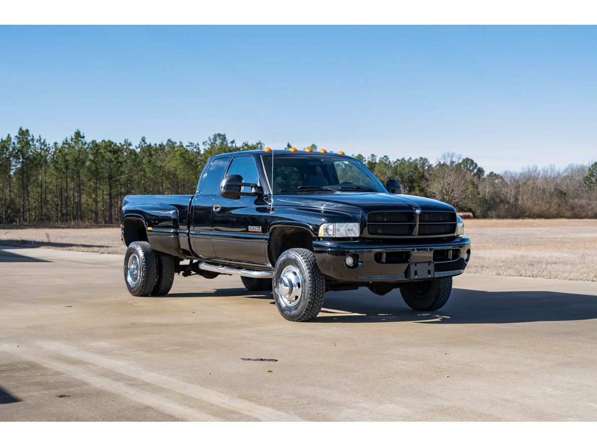 2002 Dodge Ram 3500 for sale by owner in Rochester
