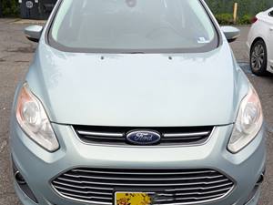 Green 2013 Ford C-Max Hybrid