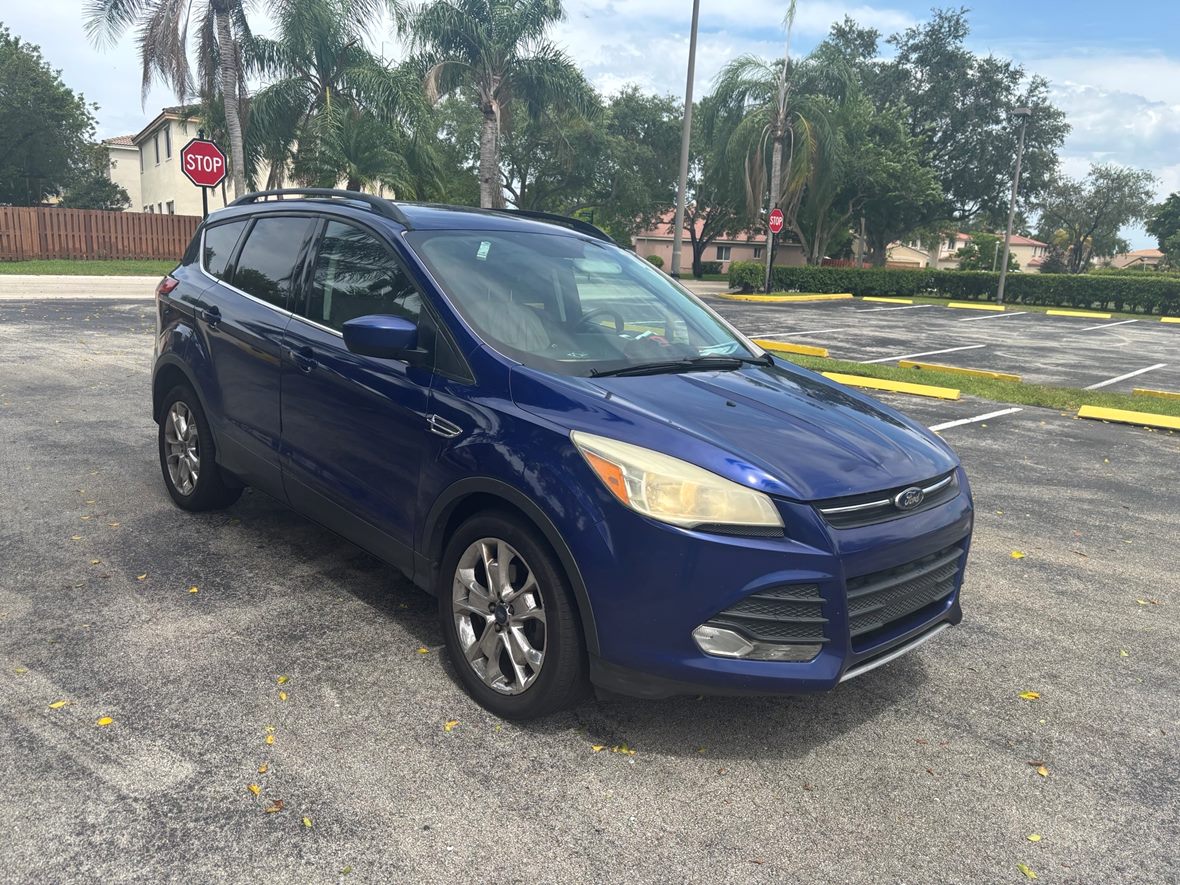2015 Ford Escape for sale by owner in Fort Lauderdale