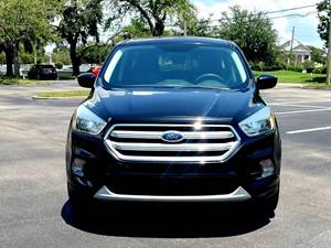 Black 2019 Ford Escape
