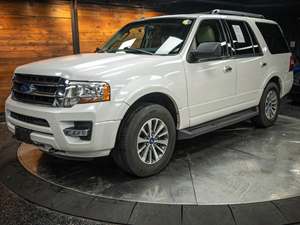 White 2016 Ford Expedition