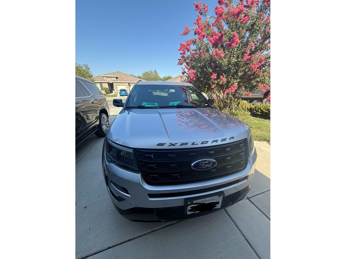 2016 Ford Explorer Sport for sale by owner in Tulare