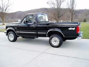 Black 1996 Ford F-150 Lariat 