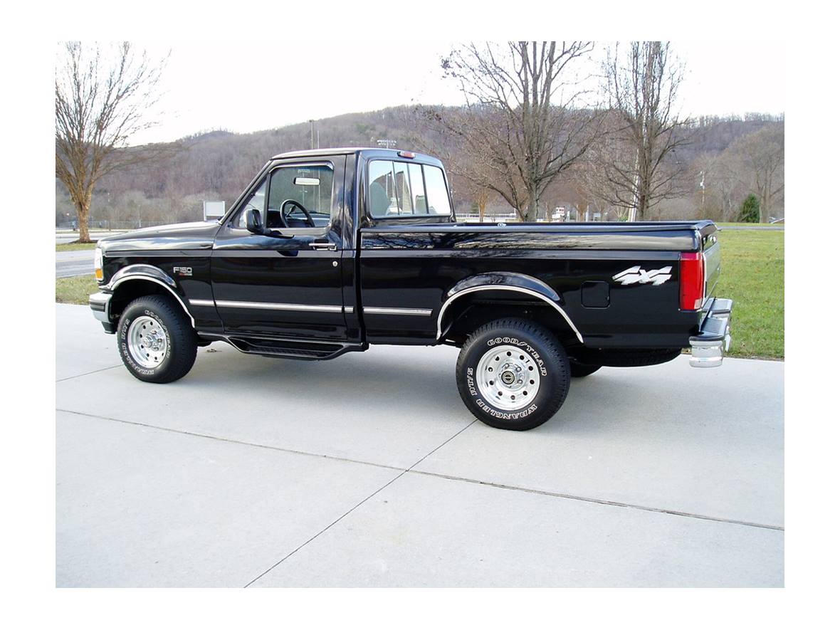 1996 Ford F-150 Lariat  for sale by owner in San Francisco