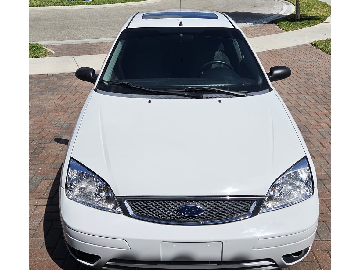 2007 Ford Focus SES for sale by owner in Immokalee