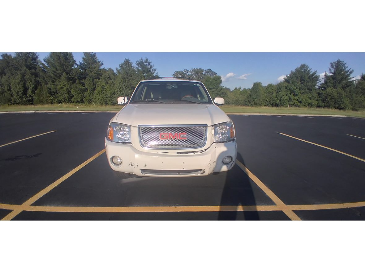 2007 GMC Envoy for sale by owner in Leavenworth