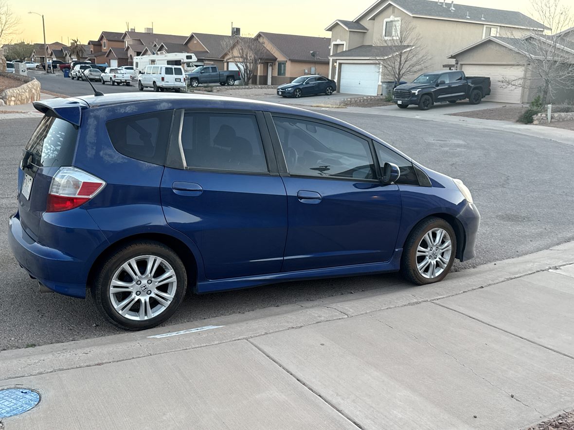 2010 Honda Fit for sale by owner in El Paso